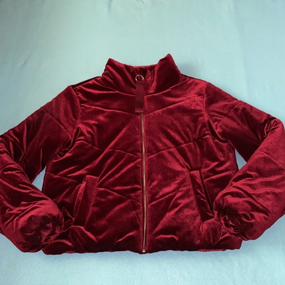 LEOLA COUTURE velvet puffer burgundy full zip fully lined cropped coat size M - Picture 3 of 14